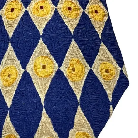Club Room Tie, Royal Blue Yellow Diamond Argyle pattern, 100% imported silk - Picture 10 of 11
